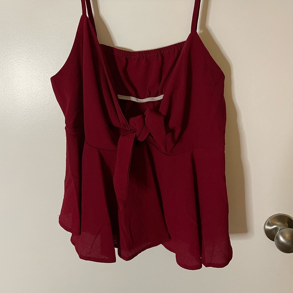 Women’s red tie tank top. Size xl. Shein